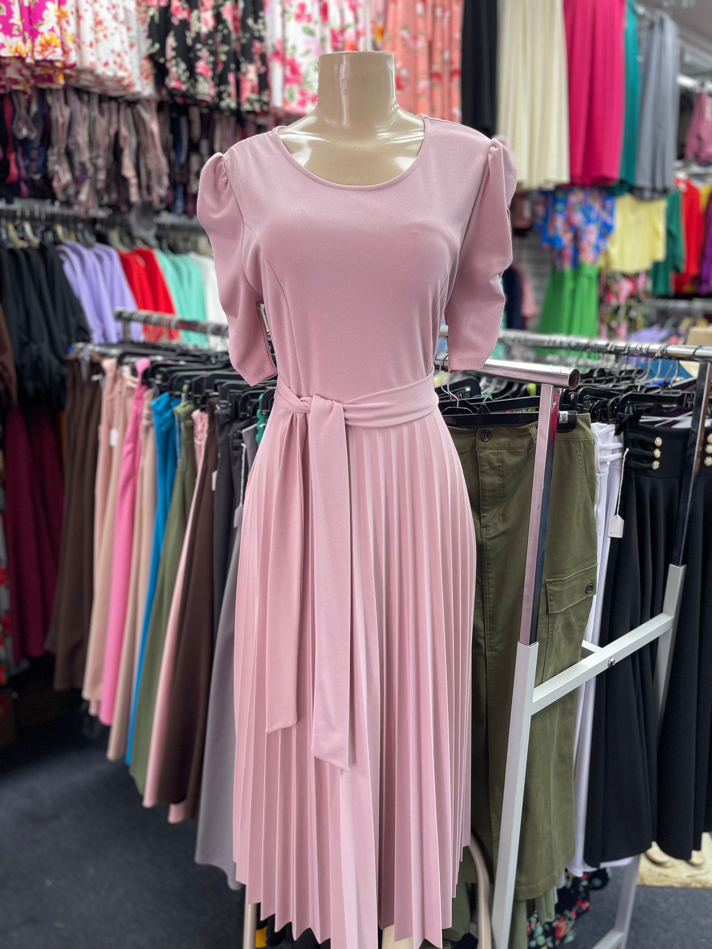 Vestido de mujer 33: Vestido plisado