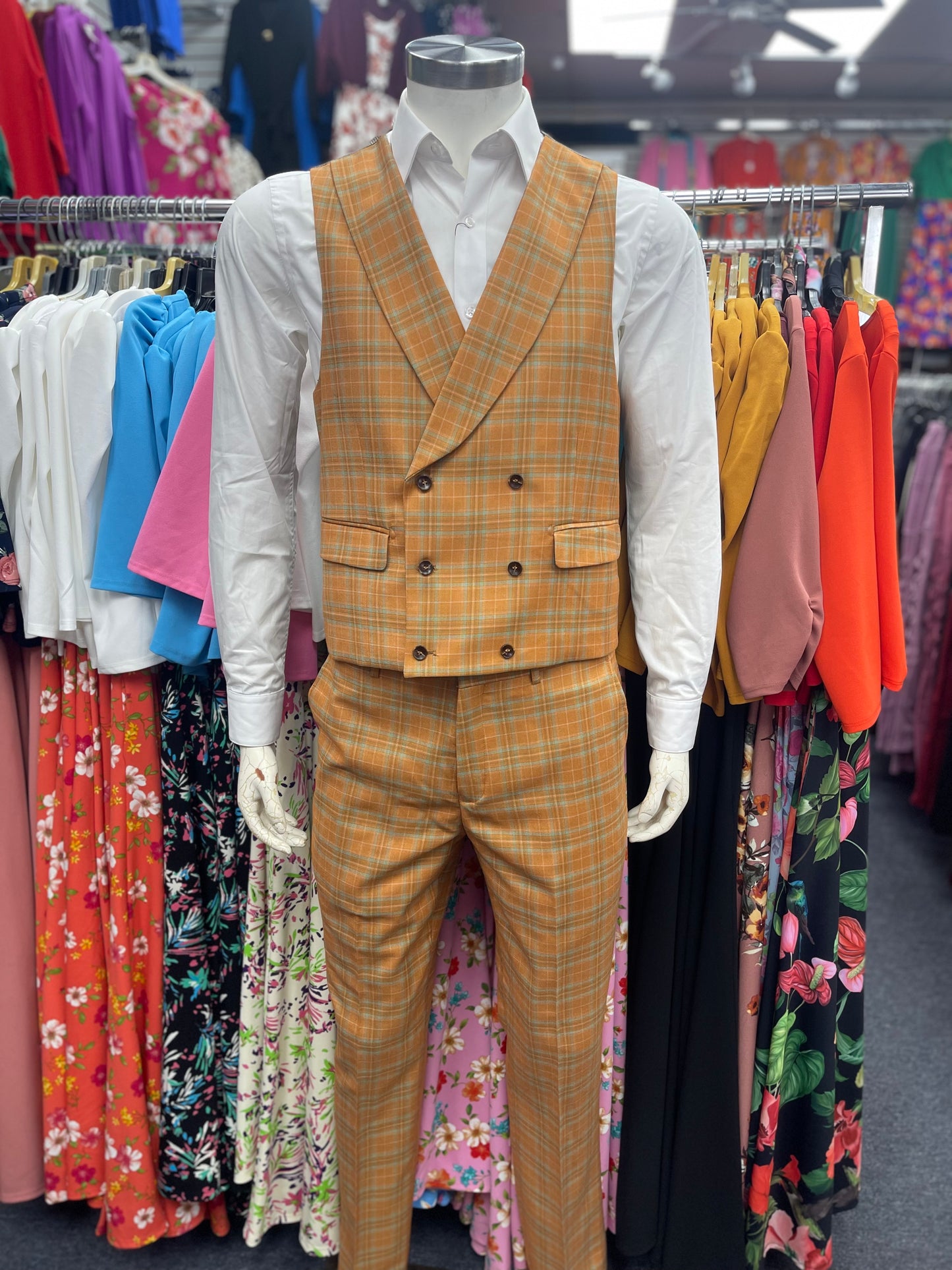 Men Modern Fit 3 pcs Suit Orange