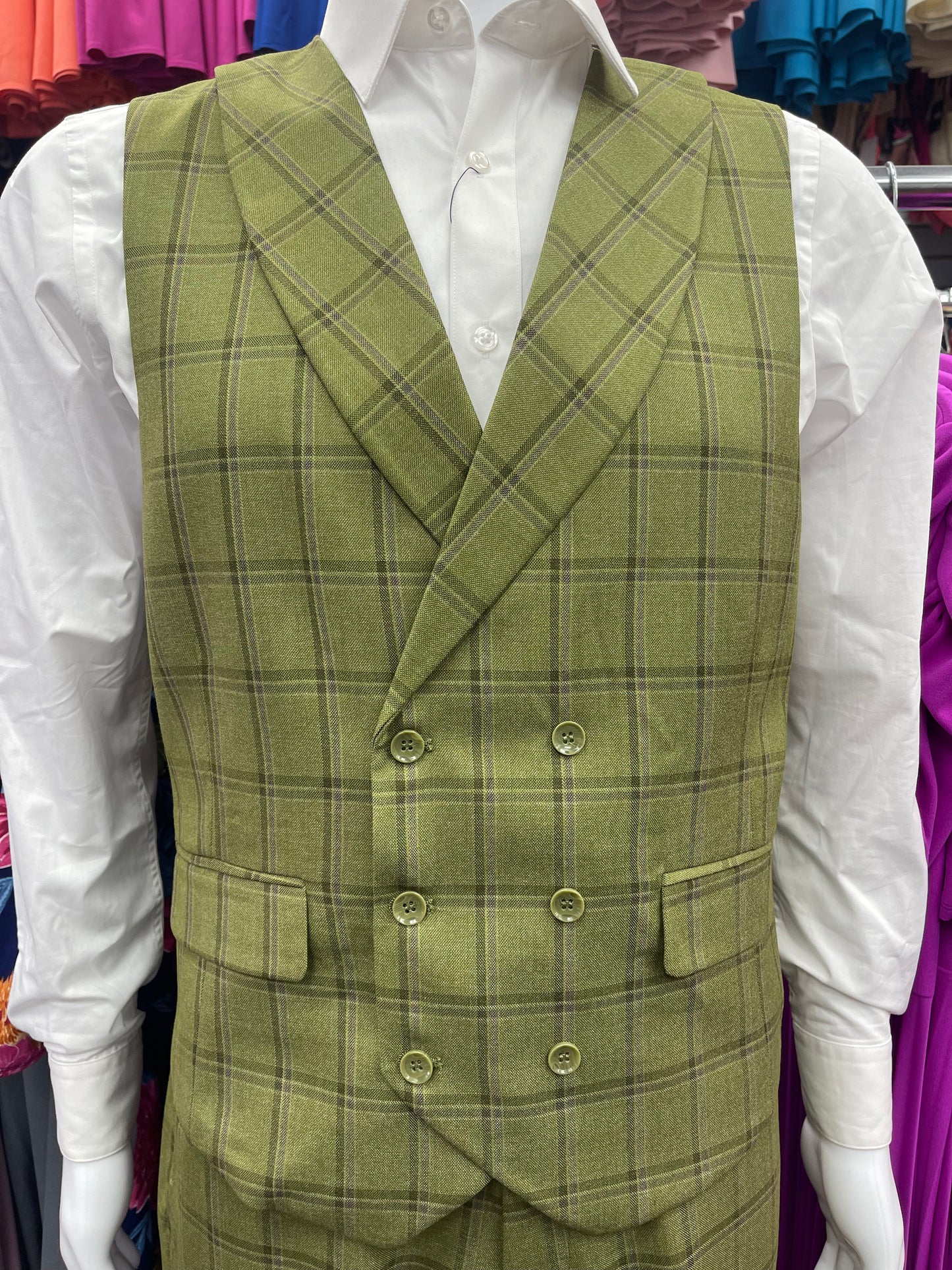 Men Modern Fit suit 3 pcs Moss green