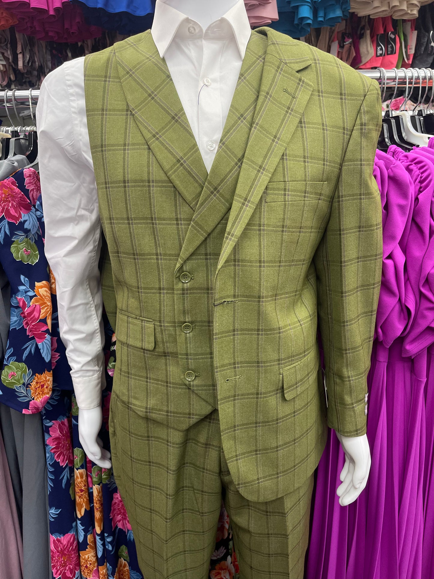Men Modern Fit suit 3 pcs Moss green